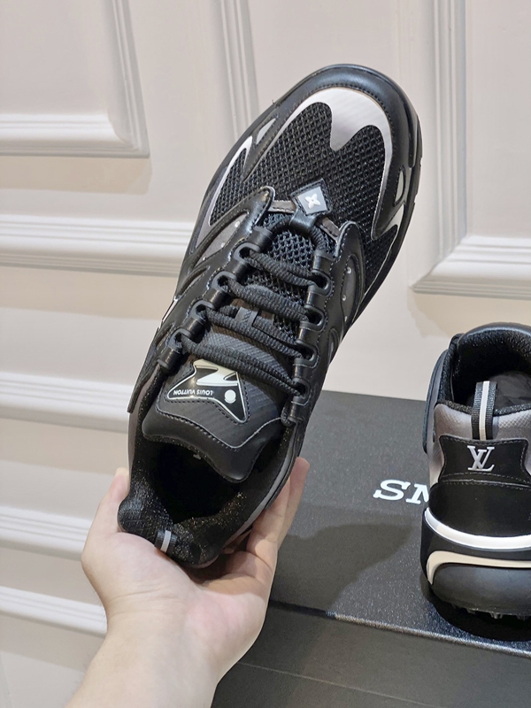 ルイヴィトン靴角部分ディテール